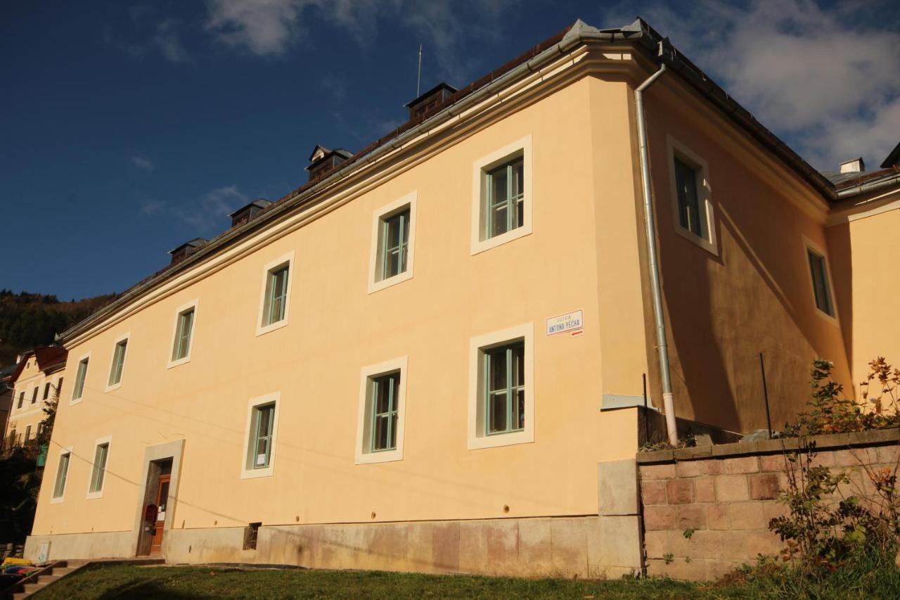 Hostel Skautsky Dom Банска-Штьявница Экстерьер фото
