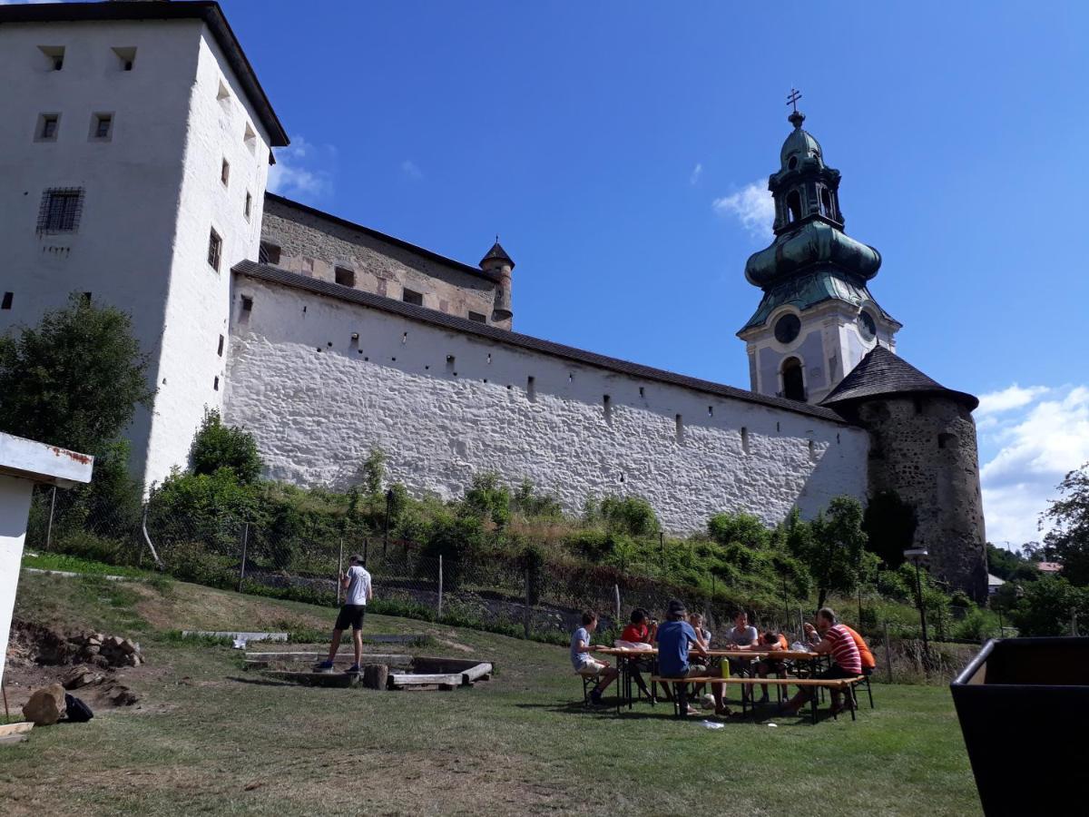 Hostel Skautsky Dom Банска-Штьявница Экстерьер фото